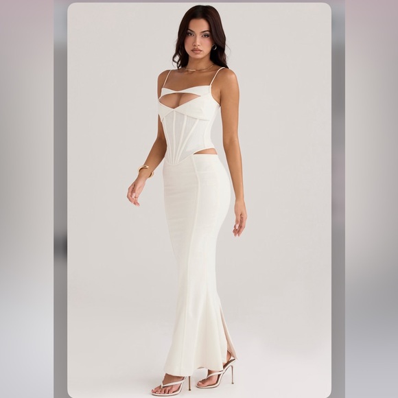 HOUSE OF CB PALOMA CORSET MAXI DRESS - Picture 6 of 10